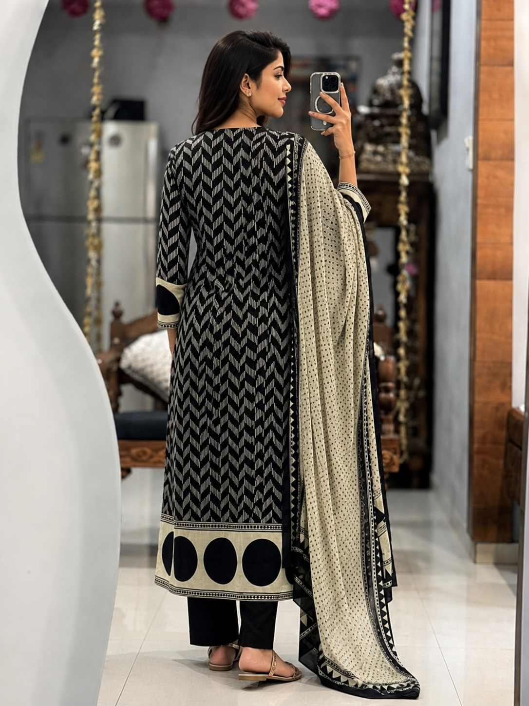 NIHARA Black & Ivory Geometric Kurta Set